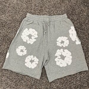 Gray denim tears shorts